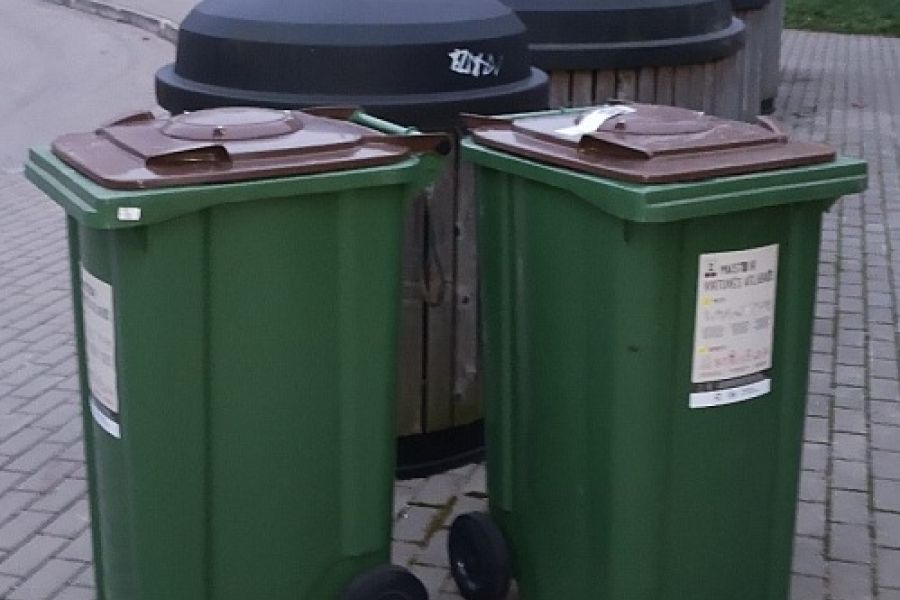 Baltic states: organic waste bins with biofilter lids for Kaunas and Marijampole