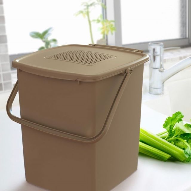 Pre-sorter for kitchen & household with odor filter